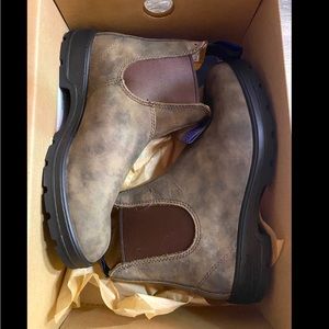 NWT Blundstone 584 Women’s Thermal Chelsea Boots Size 7